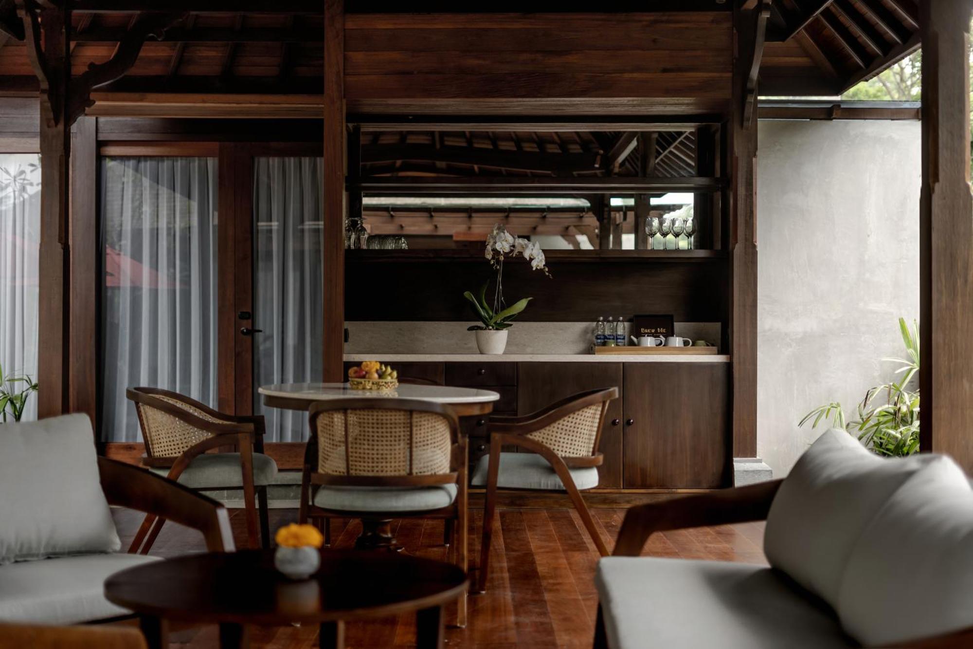 Anandadara Ubud Resort & Spa Exterior photo